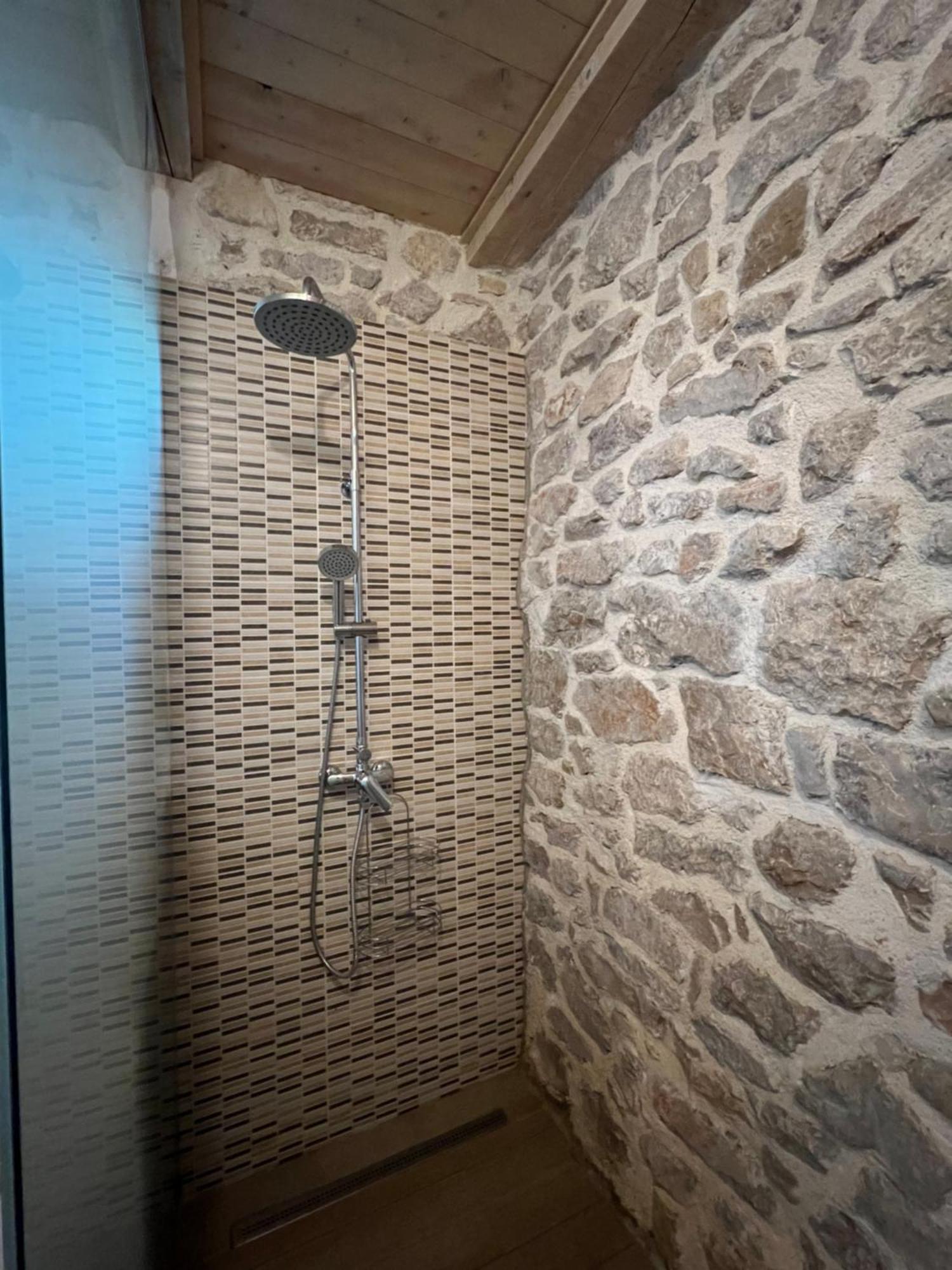 Kamena Kuca Mamma Mia Villa Sukosan Luaran gambar